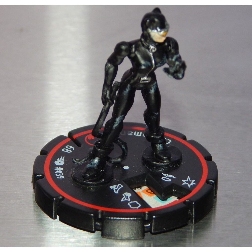 DC WizKids HeroClix CATWOMAN # 039 RED BASE Veteran Rank 2002 DC COMICS UNIVERSE